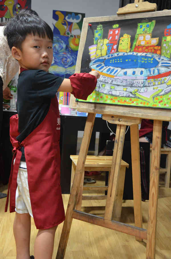 九堡幼儿园汤竹阳